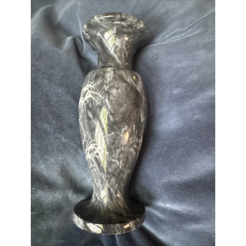 Black Marble Vase Asian Etched Bamboo VTG 1970s‎ 8 Inches Tall Chinese Folklore